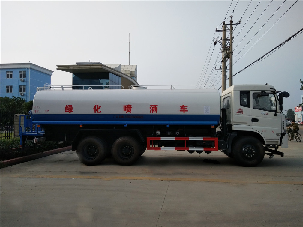 東風(fēng)御龍（20方）灑水車(chē)